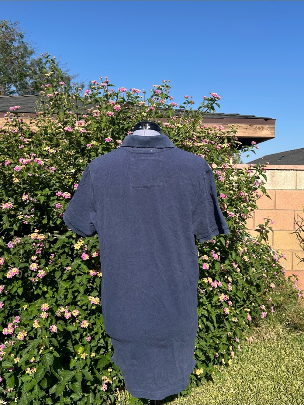 Abercrombie & Fitch Navy Polo with Yellow Graphic Size XL Vintage Preppy - Picture 8 of 10
